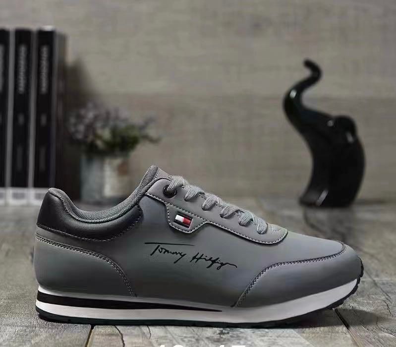 Tommy Hilfiger Smart Casual- TH005