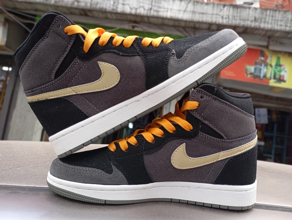J1 Retro, Halloween Edition