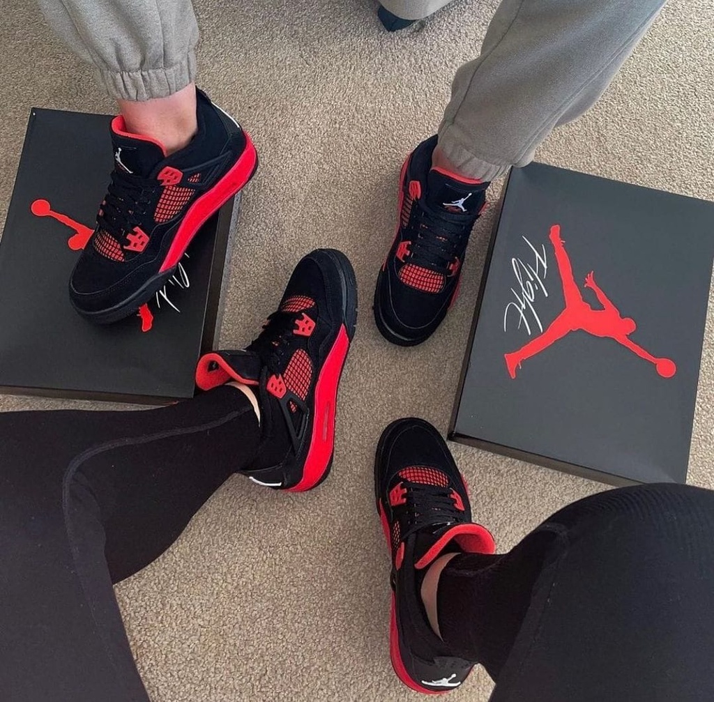 J4 Sneakers
