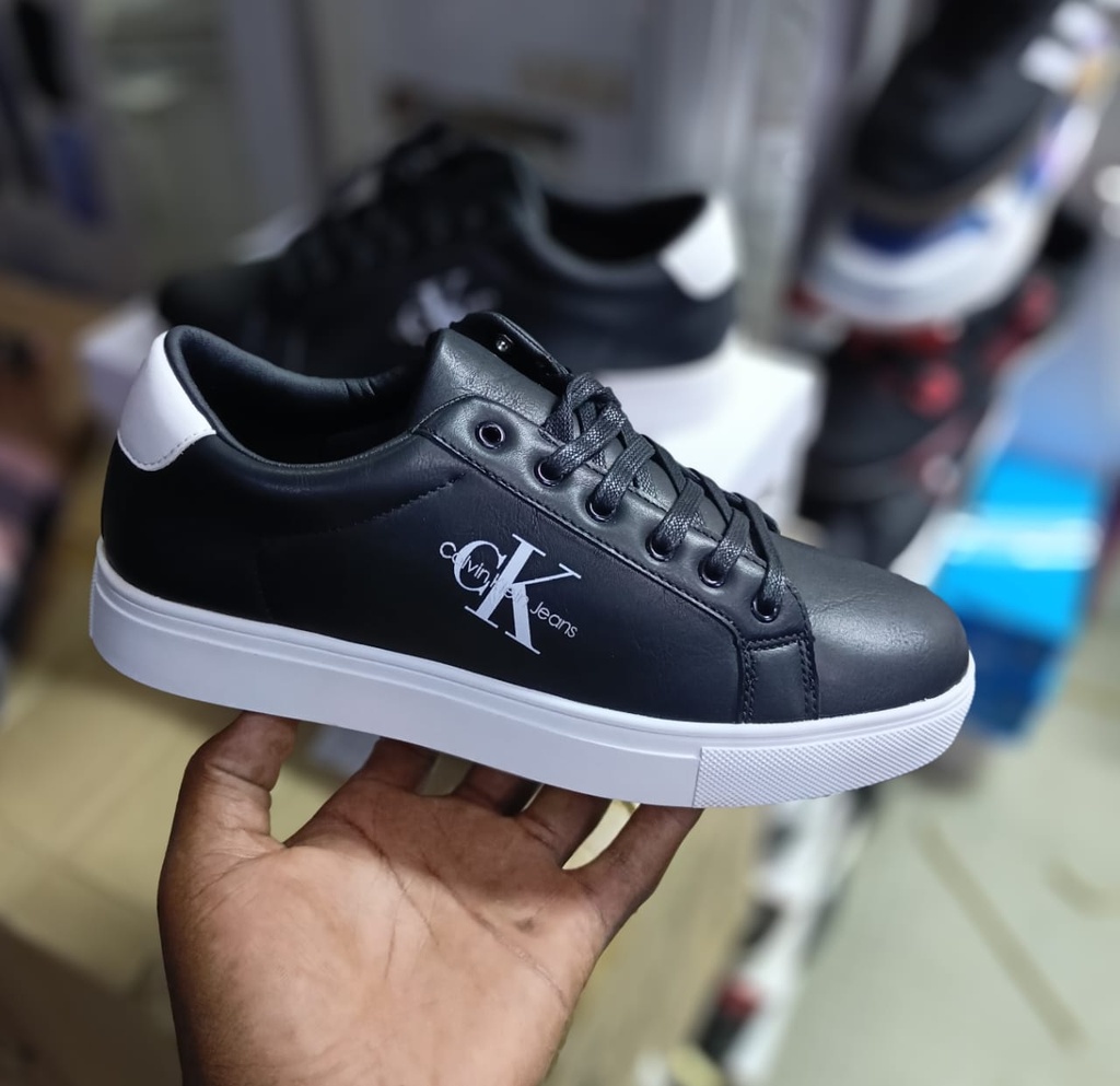 Calvin Klein Smart Casuals- CK001